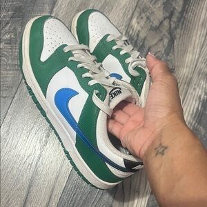 Nike Kids Sneakers in Green and Blue